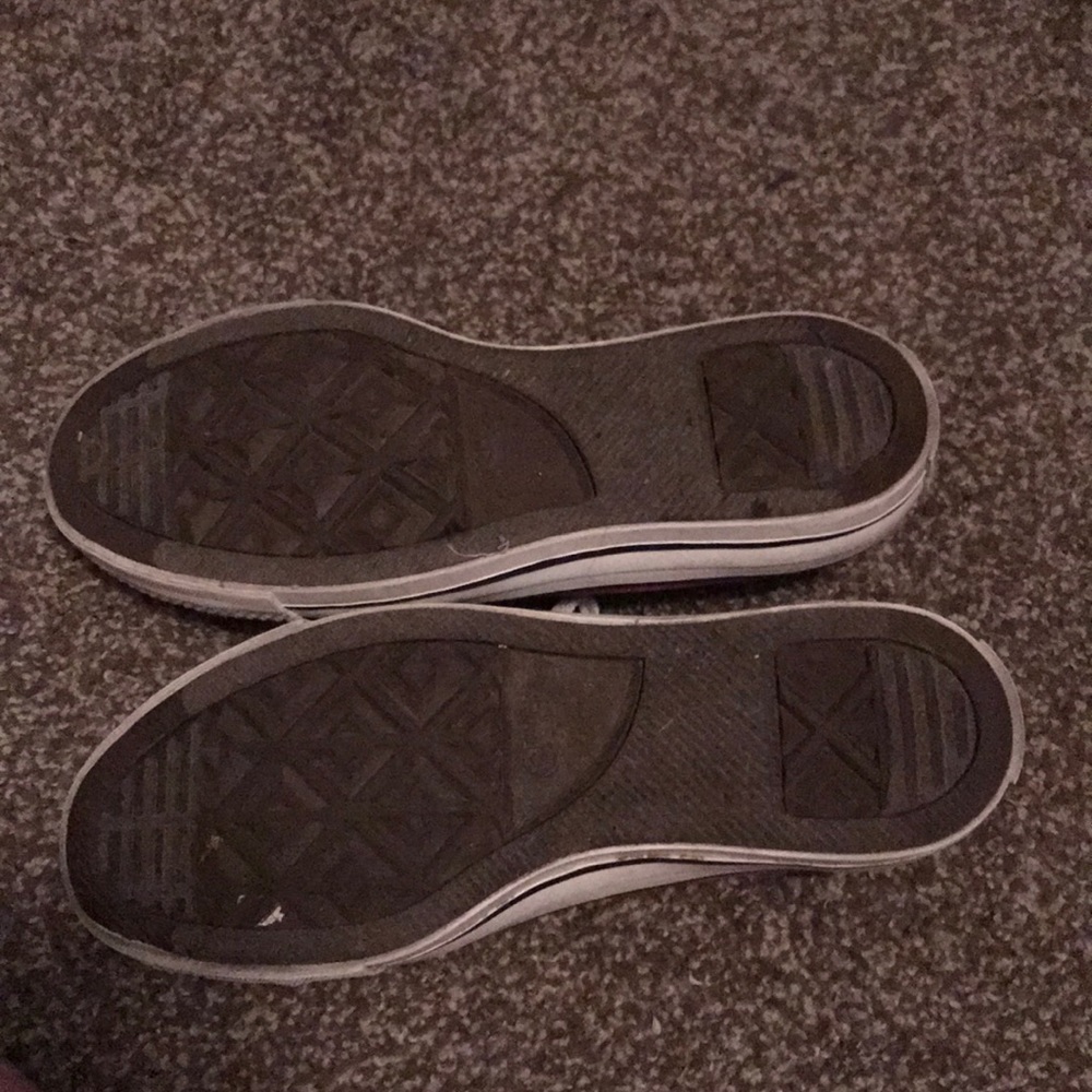 Converse - Picture 3 of 4